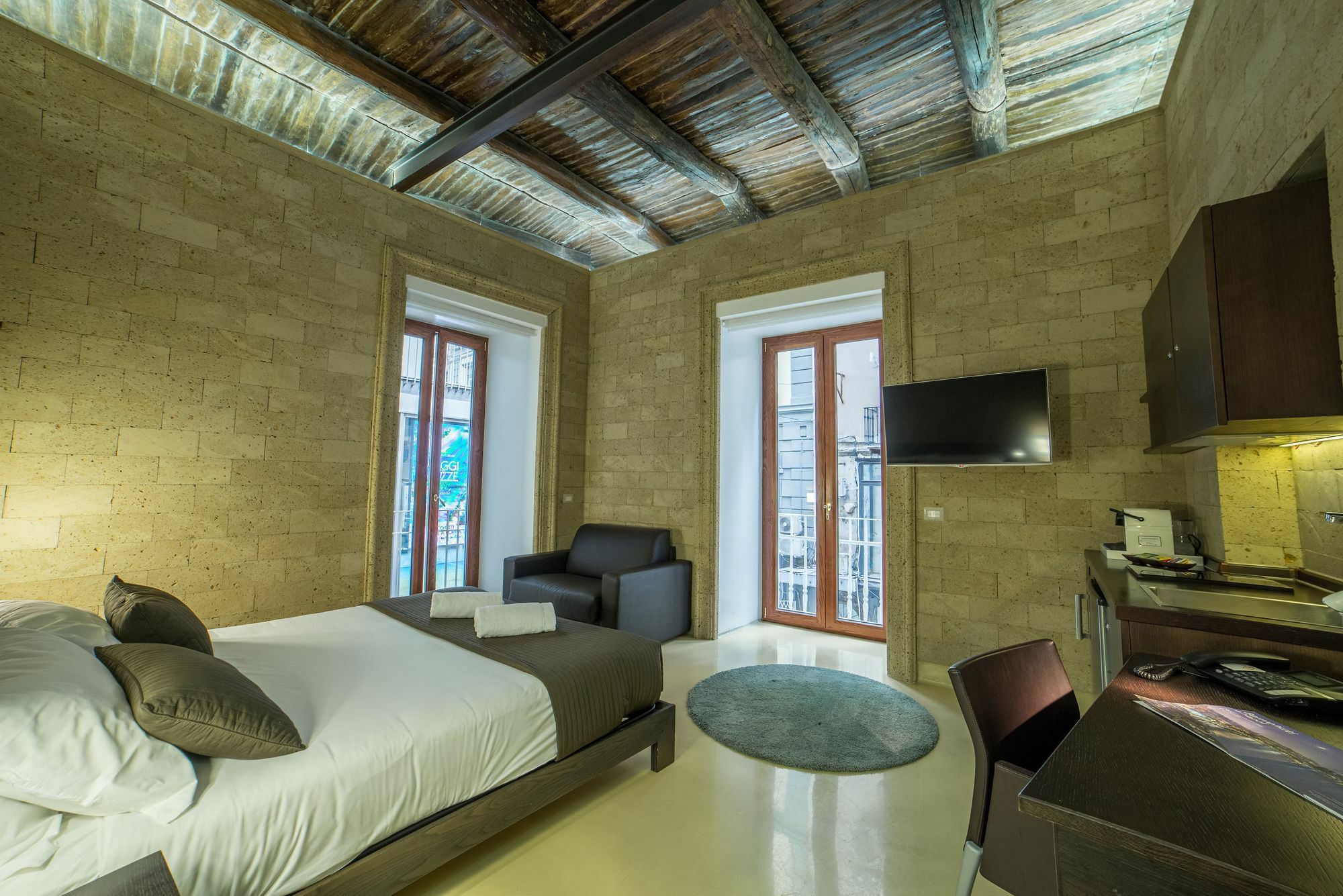Chiaia 197 Deluxe Residence نابولي المظهر الخارجي الصورة