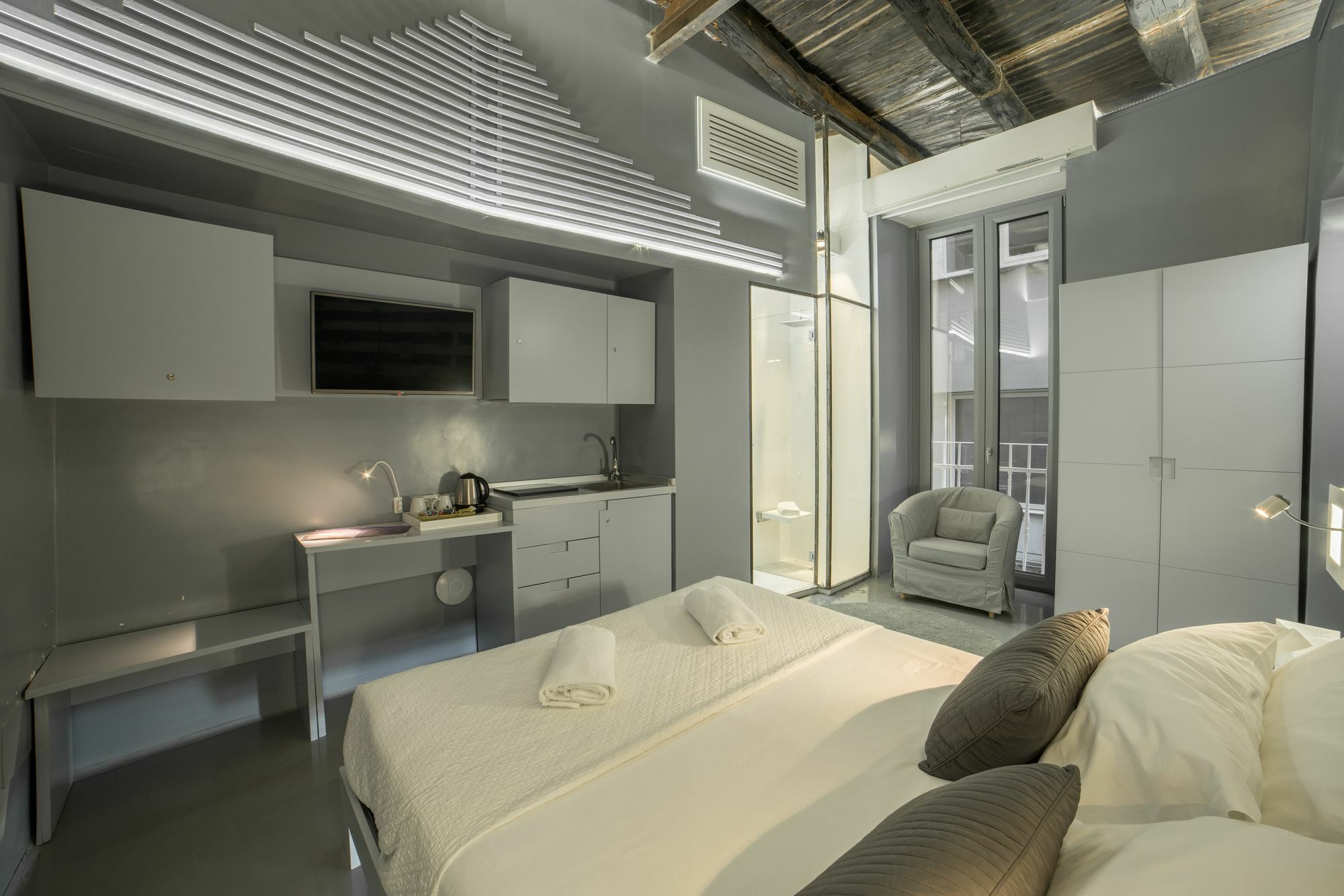 Chiaia 197 Deluxe Residence نابولي المظهر الخارجي الصورة